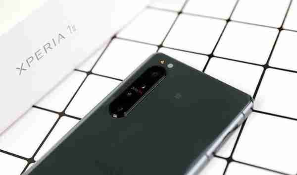 索尼Xperia 1 II 5G智能手机评测