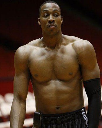 NBA球员强壮的胸肌：霍华德大块胸肌如充气，格里芬体型完美