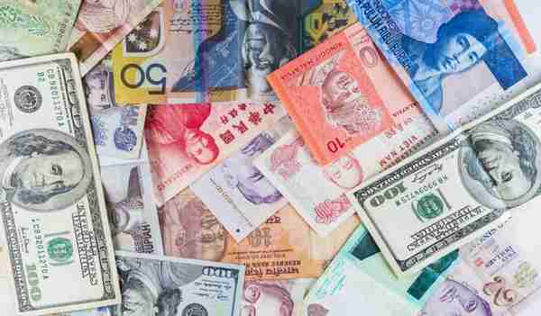 全球经济不确定性对人民币计价单位职能有哪些影响？