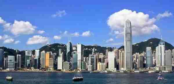 香港、澳门都已经回归20多年，为什么还没有统一使用人民币呢？