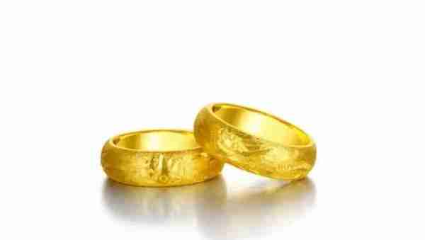 结婚订亲选择买黄金首饰还是钻石？