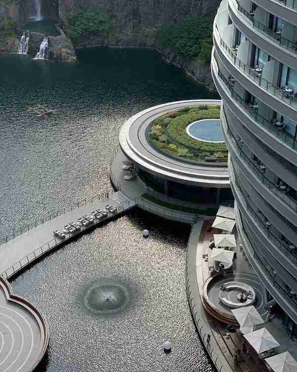 建在地下百米的上海五星级酒店，佘山世茂洲际，坑底住一晚好几万