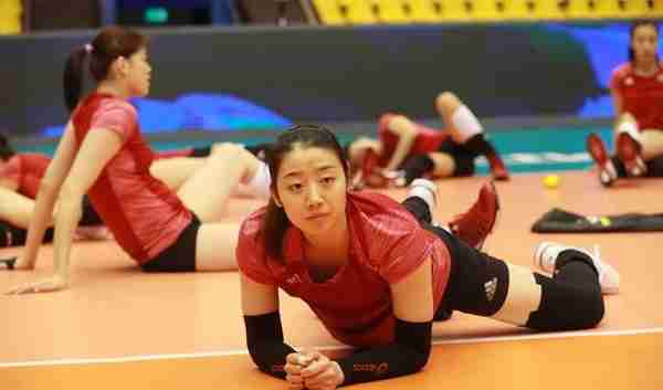 中国女子三大球颜值担当，足球汪琳琳、篮球李梦，排球是谁？