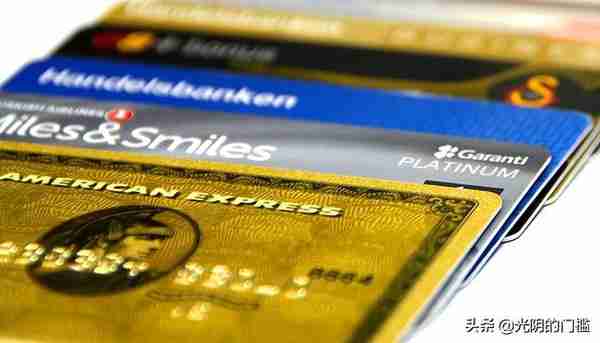工行信用卡取卡流程(工行的信用卡在自动取款机取钱收手续费)