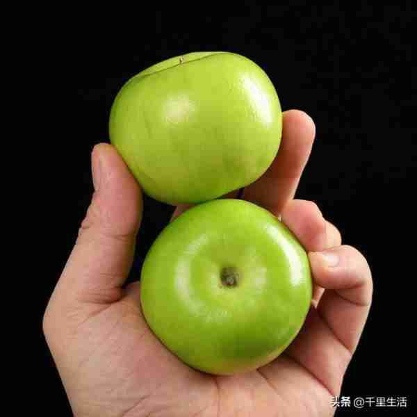 云南苹果枣，一日三颗枣，百岁不显老，满满的VC，同梨汁一般好喝