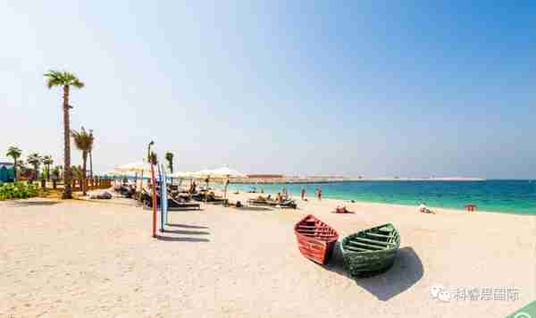 迪拜十大公共海滩，让您体验不同的沙滩时光