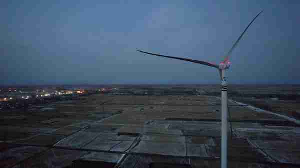 亚欧大陆最东部，那“孤独”的风电机组