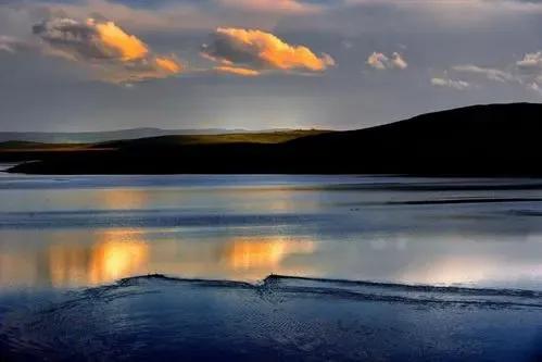 黄河上游最大的两个高原淡水湖——扎陵湖和鄂陵湖